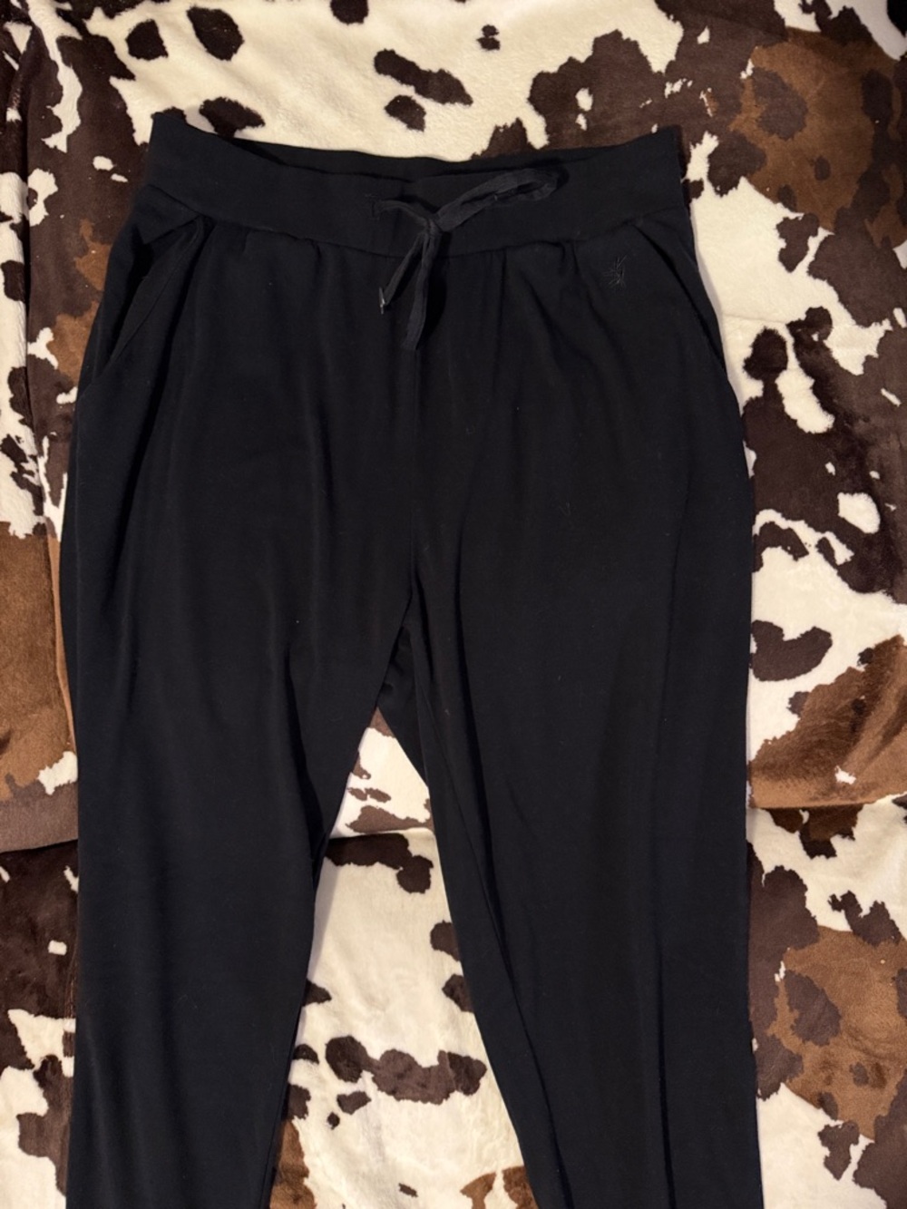 Cozy Earth Black Drawstring Jogger Pants Small - Picture 2 of 9